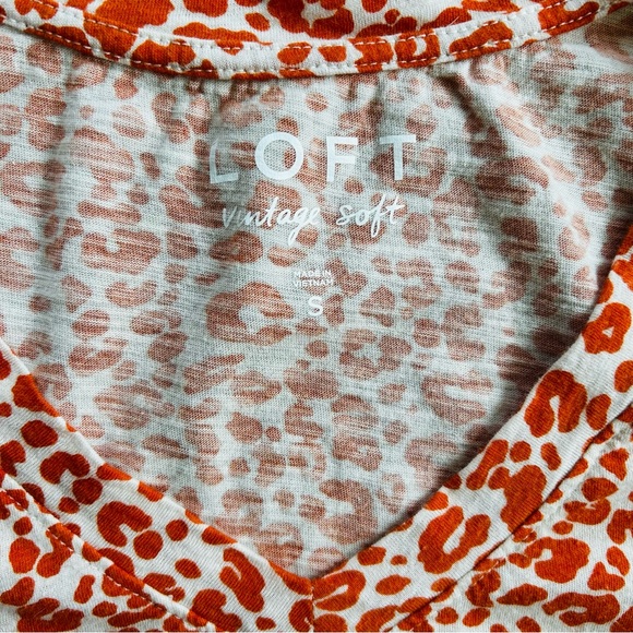 LOFT orange animal print tee - Picture 5 of 6